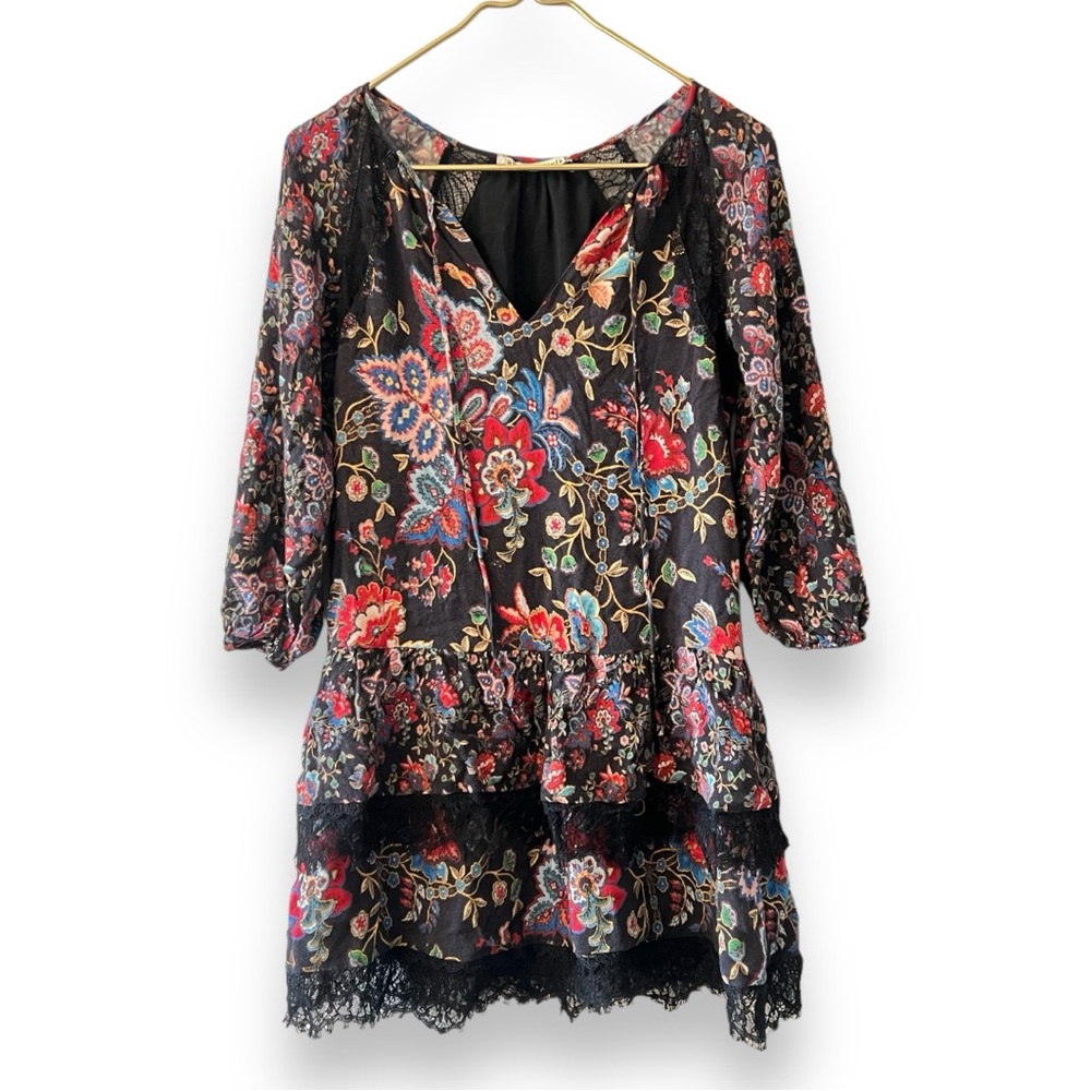 Alice + Olivia Lakita Patterned Lace Tiered Tunic Dress